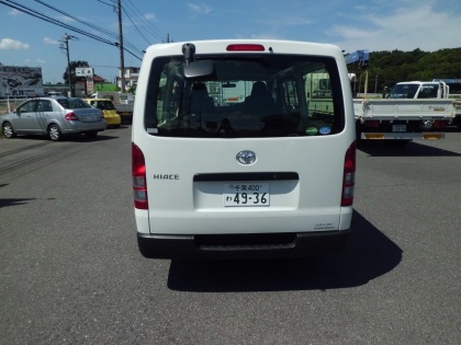 ハイエース